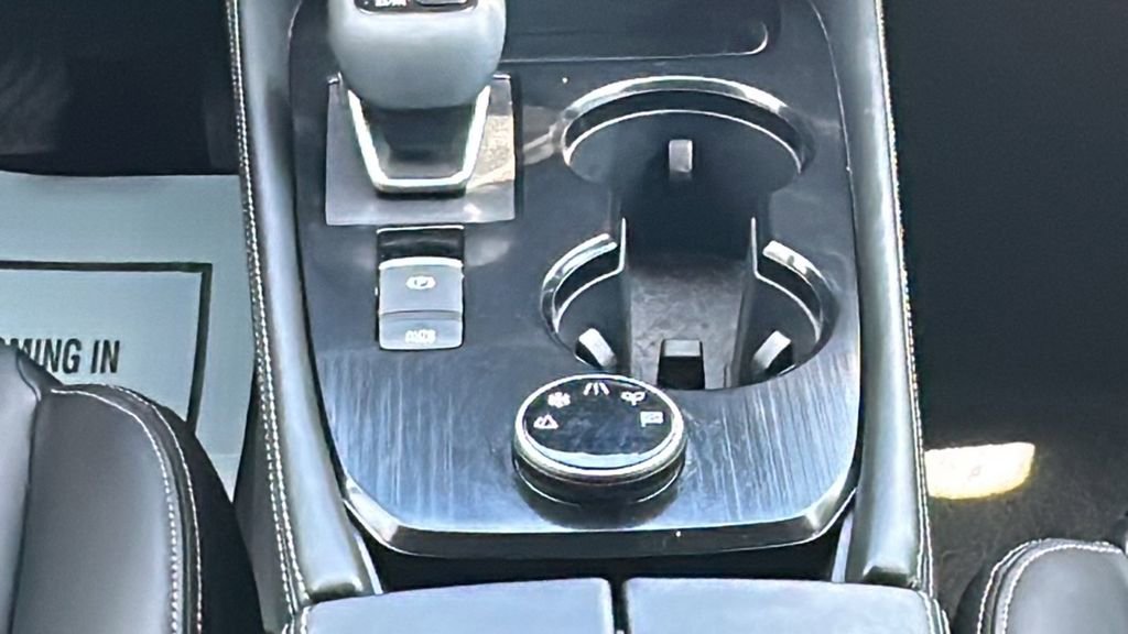 Used 2023 Nissan Rogue SL w/ SL Premium Package image 20