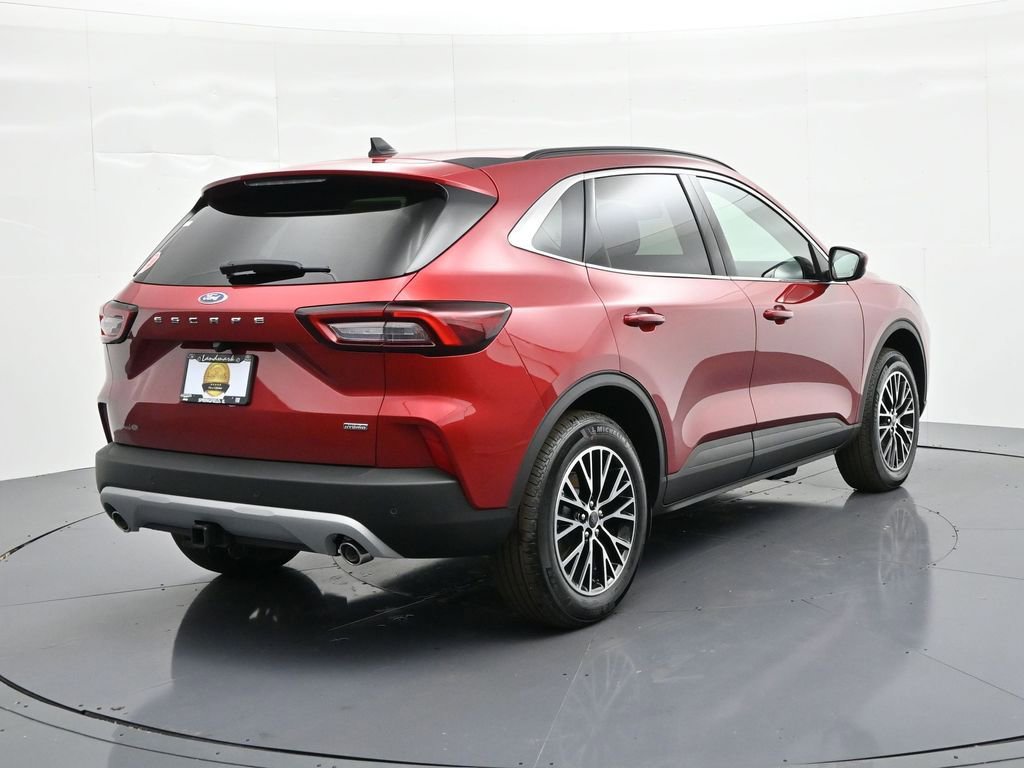 New 2026 Ford Escape SE w/ Class II Trailer Tow Package image 6