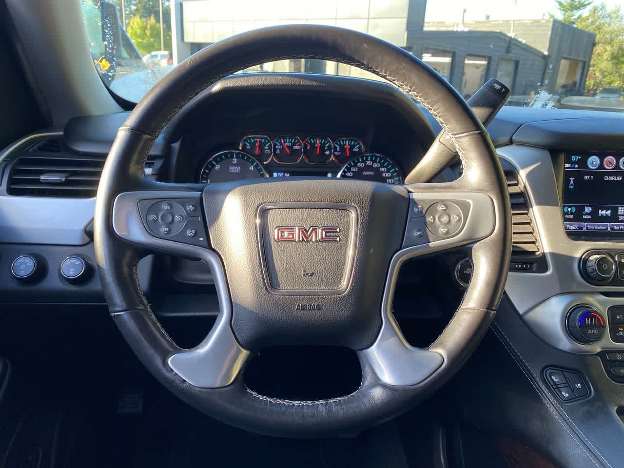 Used 2020 GMC Yukon XL SLT w/ Premium Edition AWD/4WD image 19