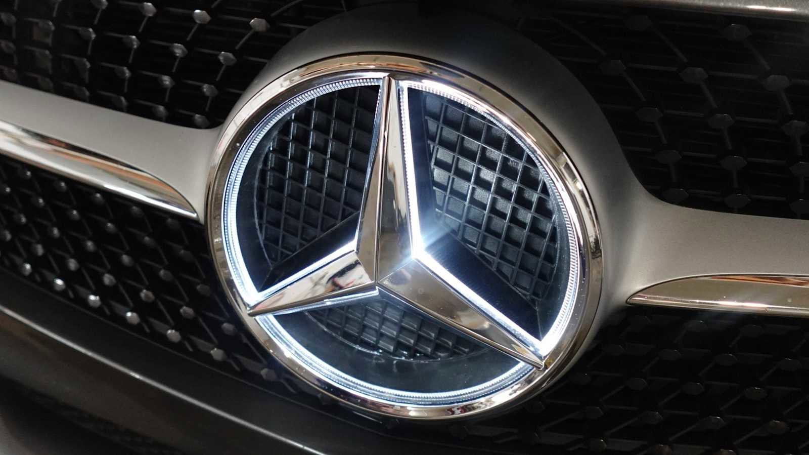 Used 2017 Mercedes-Benz C 300 Cabriolet image 21