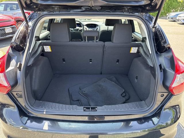 Used 2013 Ford Focus SE FWD image 12