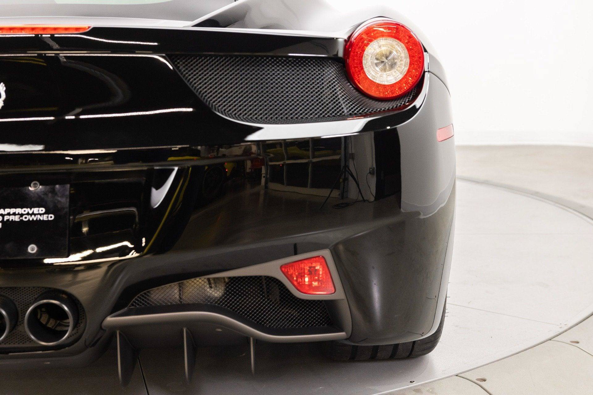 Certified 2015 Ferrari 458 Italia Coupe RWD image 35