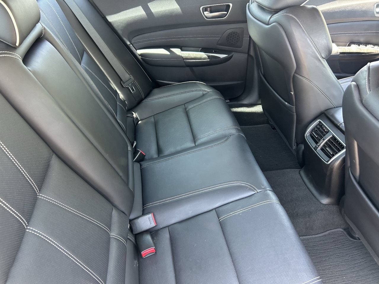 Used 2019 Acura TLX V6 w/ Technology Package FWD image 14