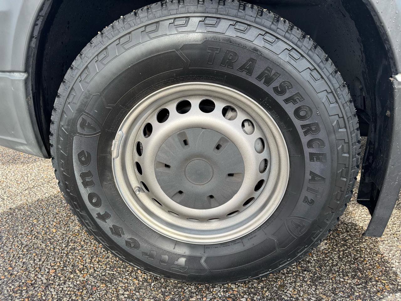 Used 2007 Dodge Sprinter 2500 w/ Cooling Group image 25