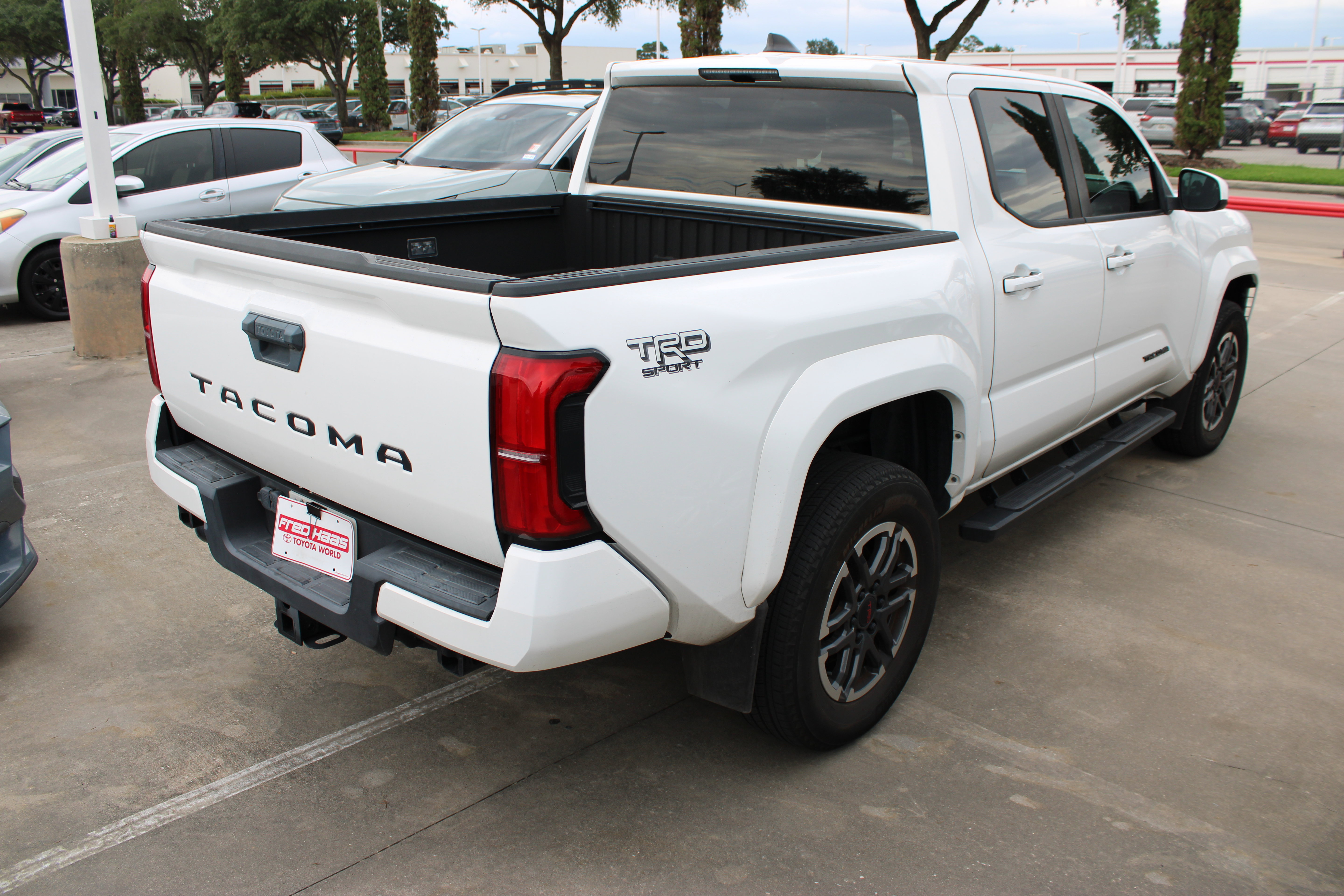 Used 2024 Toyota Tacoma TRD Sport RWD image 10