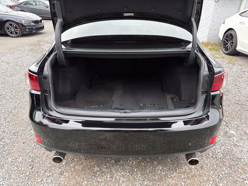 Used 2014 Lexus IS 250 AWD image 9