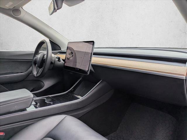 Used 2020 Tesla Model Y Long Range image 15