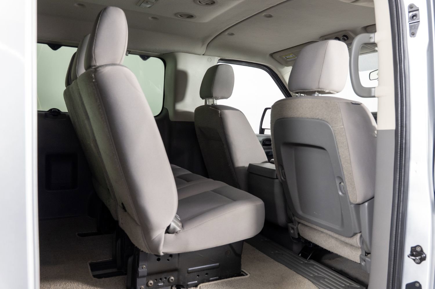 Used 2019 Nissan NV 3500 SV w/ Navigation Package RWD image 20