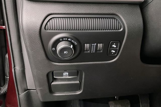 Used 2022 Jeep Wagoneer Series II image 40