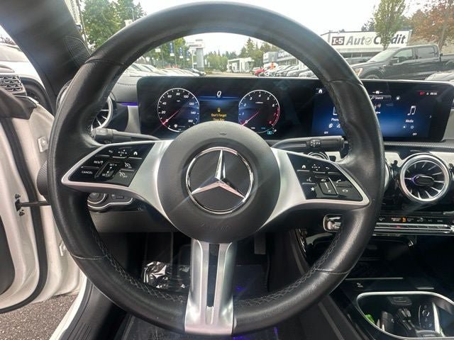 Used 2025 Mercedes-Benz CLA 250 4MATIC image 16