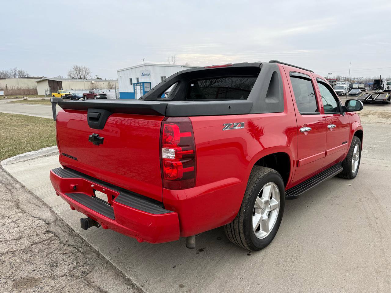 Used 2008 Chevrolet Avalanche LTZ w/ LTZ Preferred Equipment Group image 5