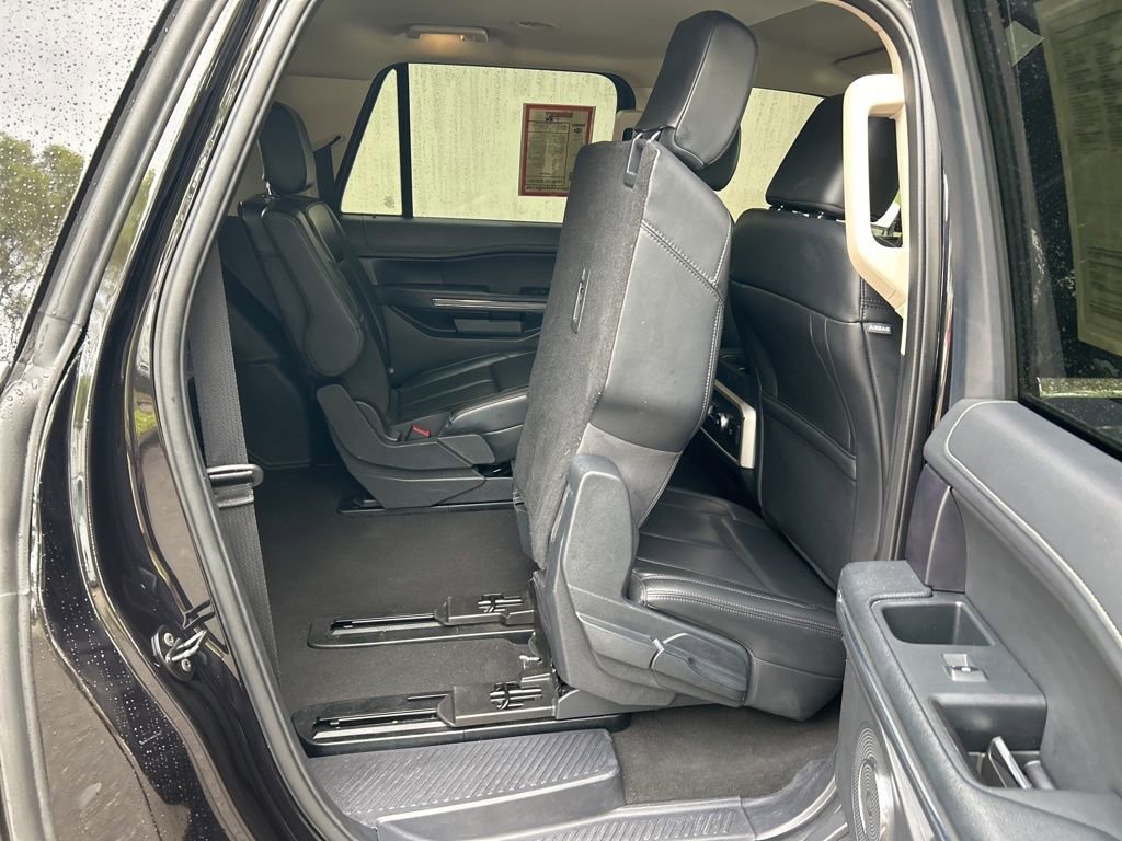 Used 2024 Ford Expedition Max XLT AWD/4WD image 31