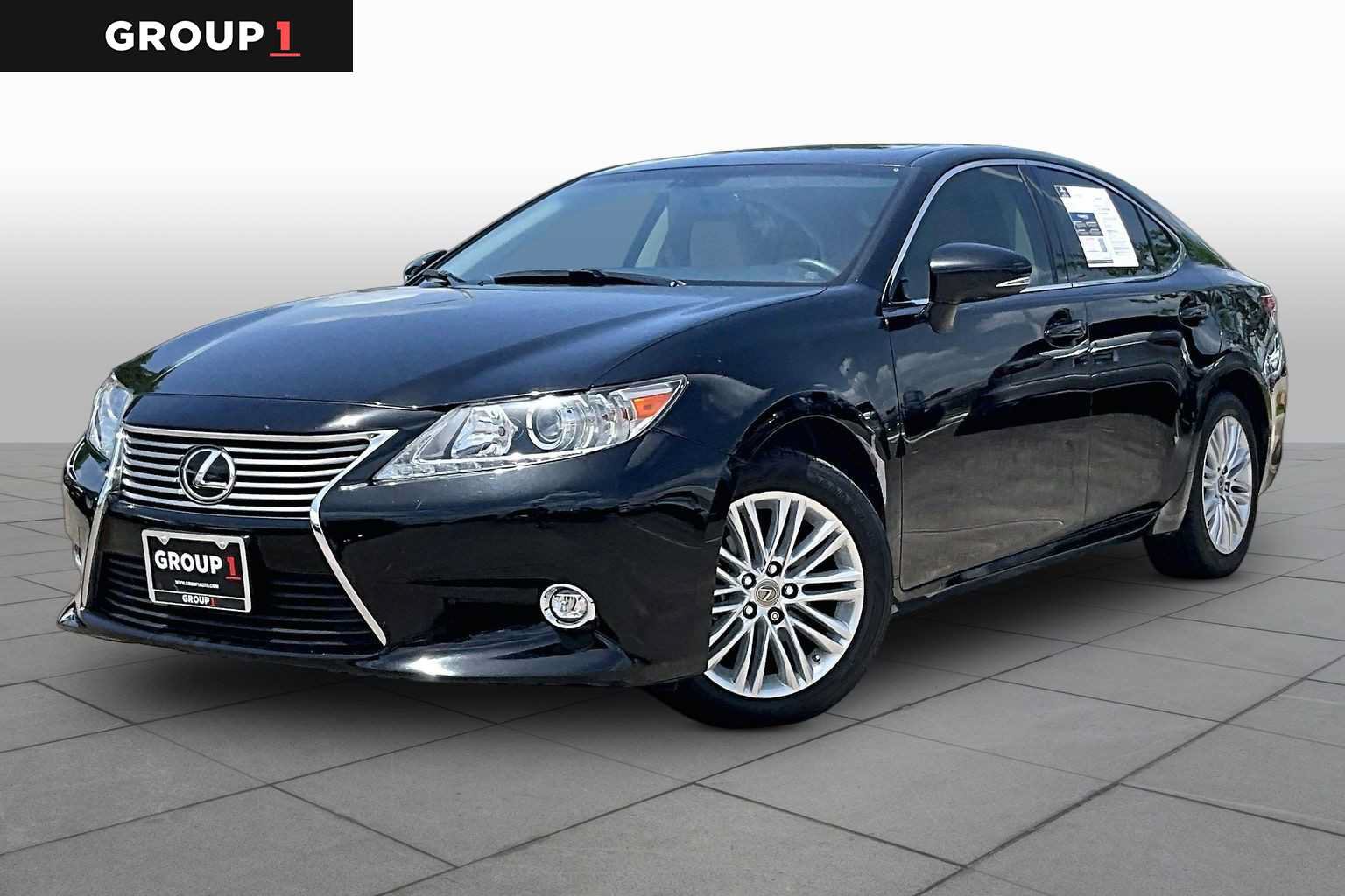 Used 2014 Lexus ES 350 w/ Luxury Package FWD image 1