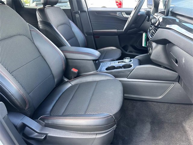 New 2025 Ford Escape ST-Line w/ Equipment Group 301A image 11