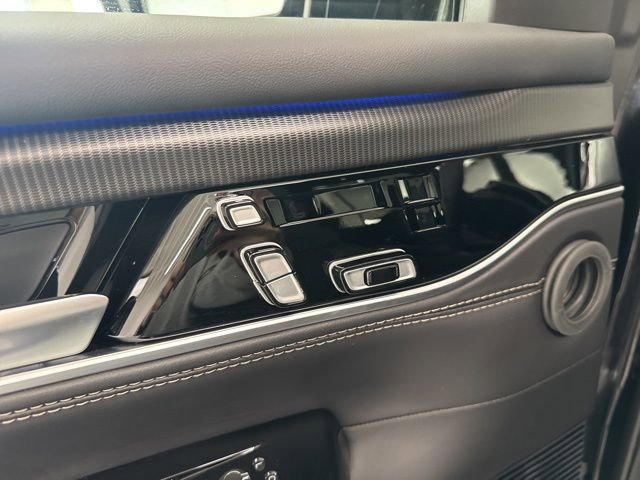 New 2026 Jeep Grand Wagoneer L Summit image 17