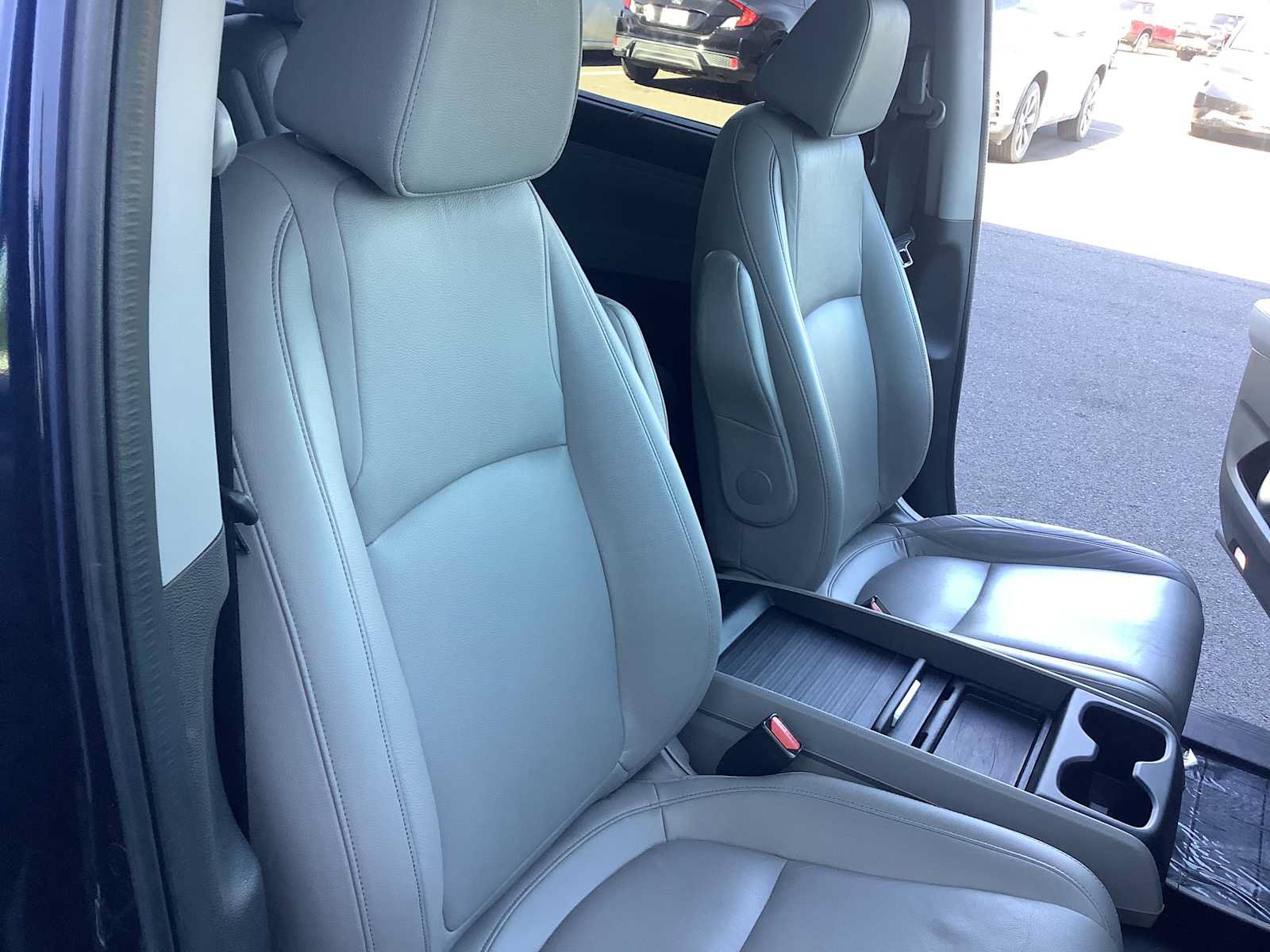 Used 2023 Honda Odyssey EX-L image 14