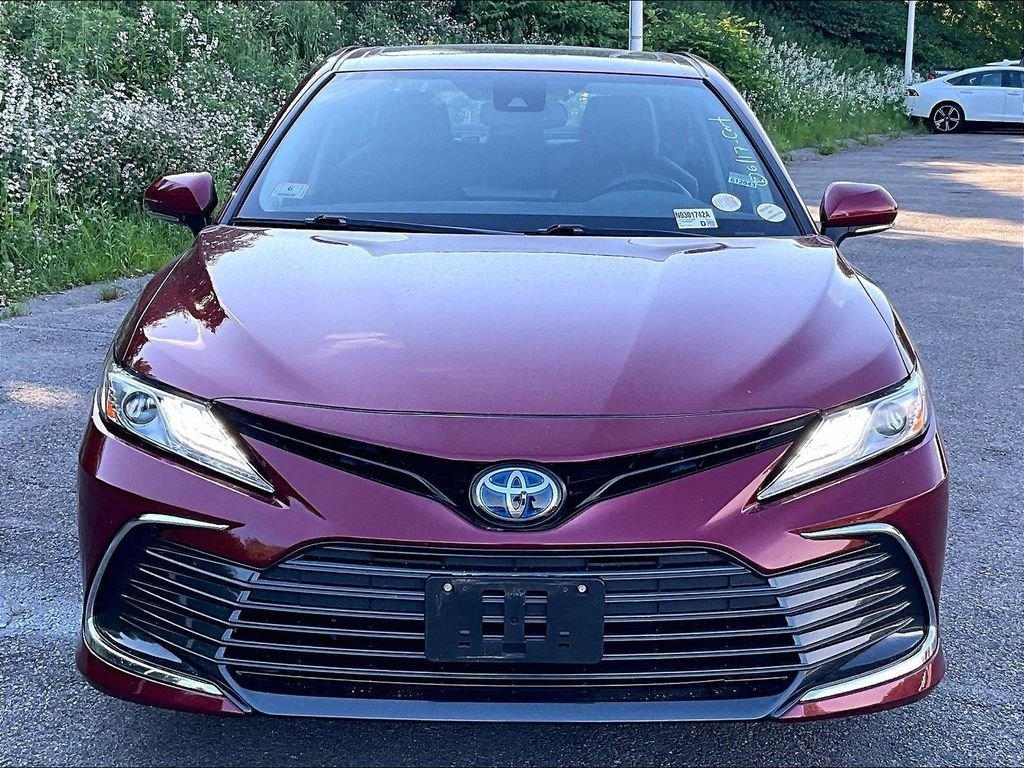 Certified 2022 Toyota Camry XLE w/ Navigation Upgrade Package FWD image 2