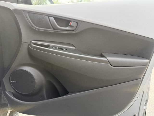 Used 2020 Hyundai Kona SEL Plus FWD image 31