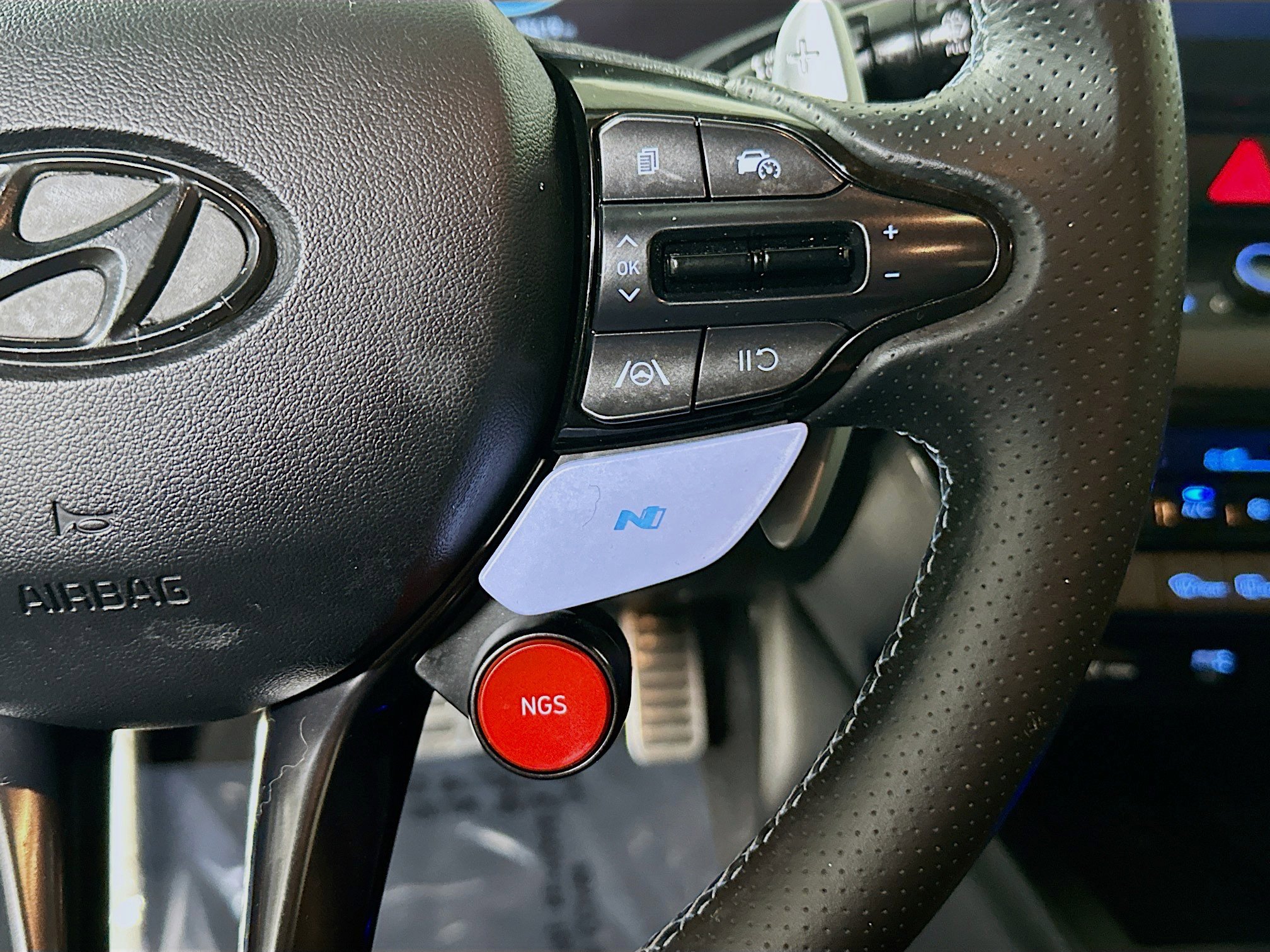 Used 2023 Hyundai Elantra N FWD image 17