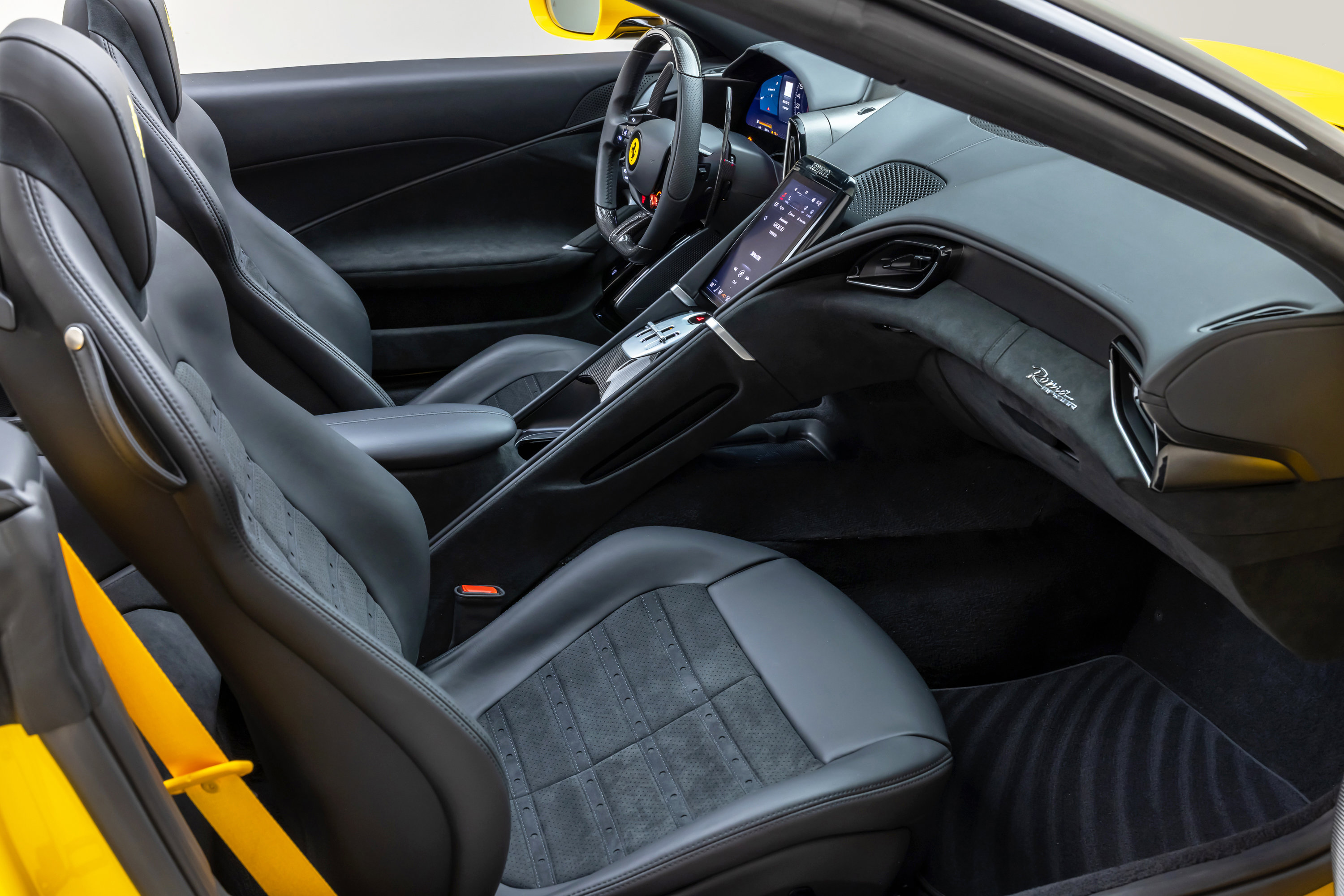 Certified 2025 Ferrari Roma Spider image 64