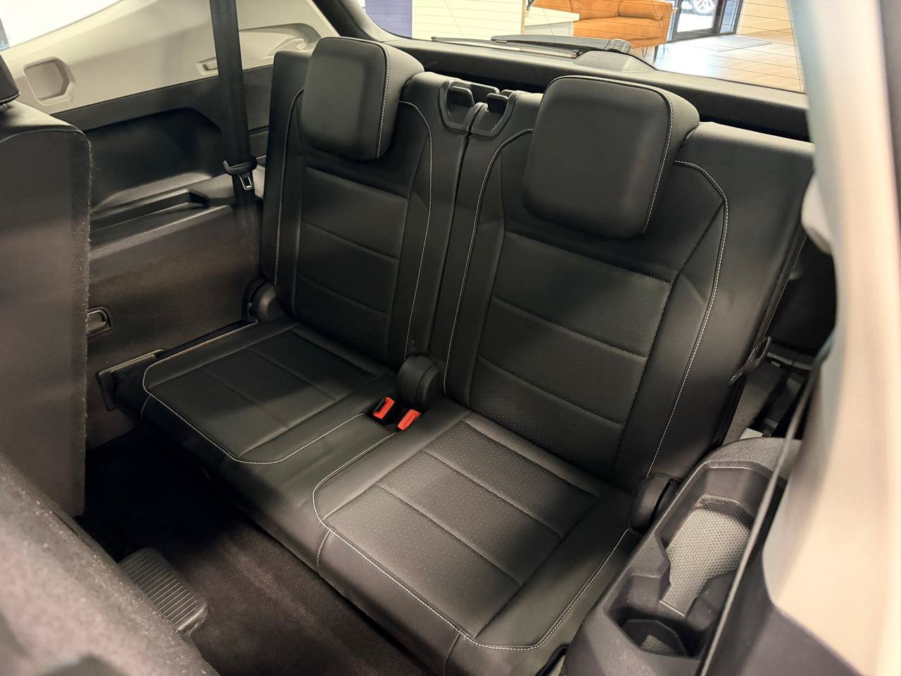 Used 2021 Volkswagen Tiguan S FWD image 22