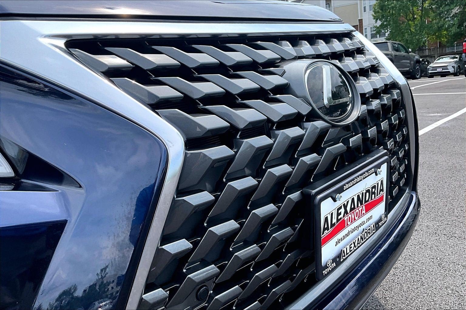 Used 2022 Lexus GX 460 w/ Accessory Package AWD/4WD image 29