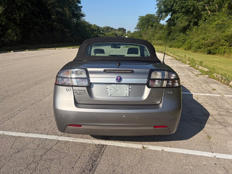 Used 2008 Saab 9-3 2.0T w/ Premium Package FWD image 8
