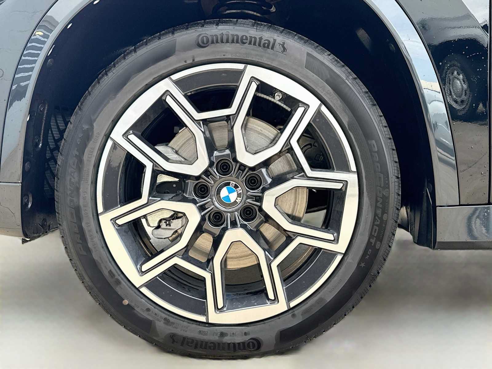 New 2027 BMW X1 xDrive28i AWD/4WD image 6