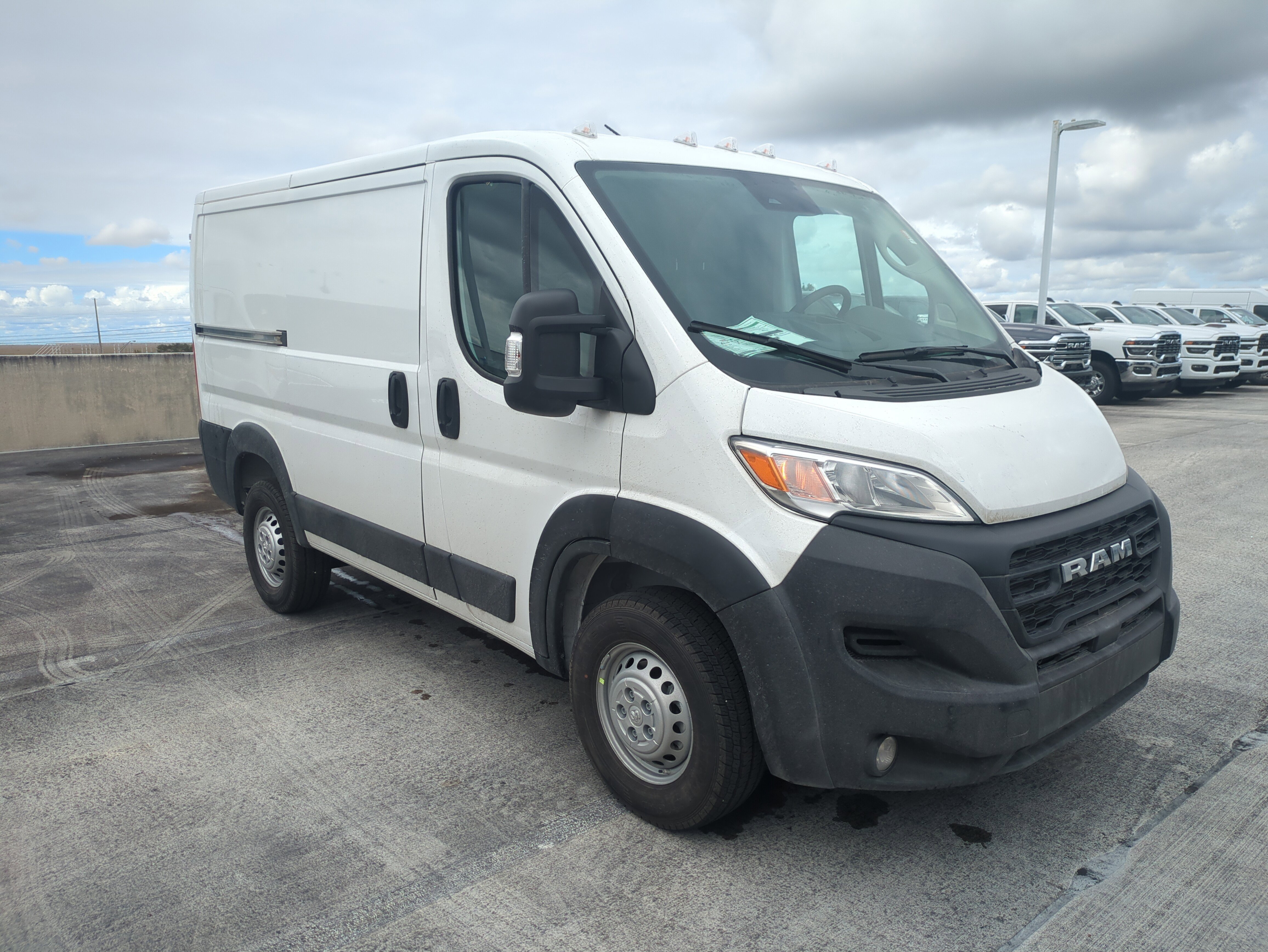 New 2026 RAM ProMaster 1500 w/ Convenience Group FWD image 2