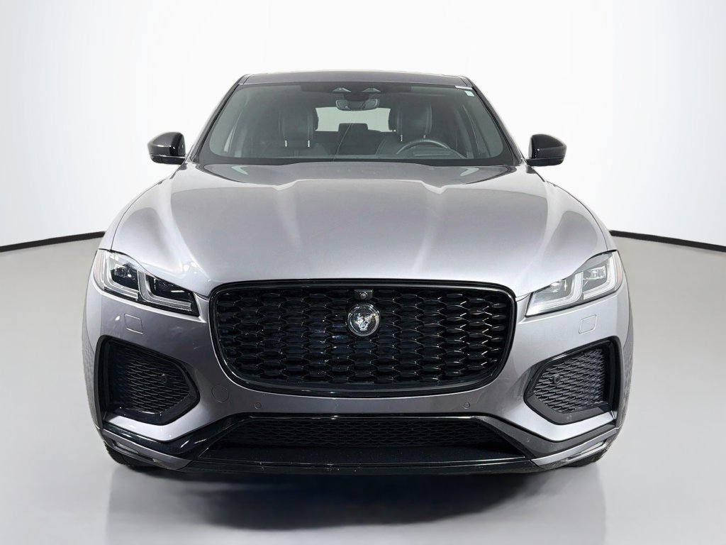 Certified 2026 Jaguar F-PACE R-Dynamic S AWD/4WD image 2
