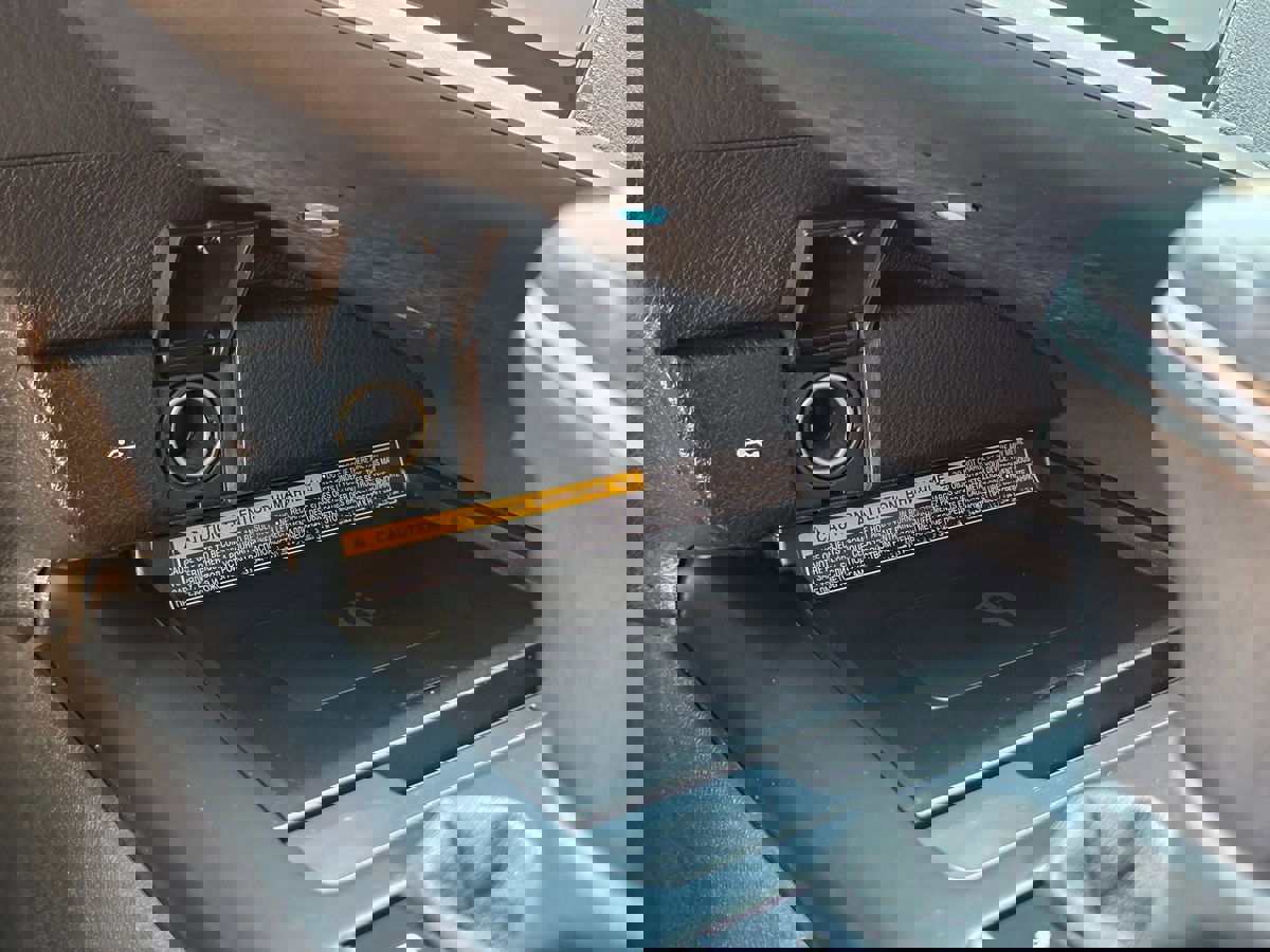 Used 2020 Toyota Camry XSE image 33