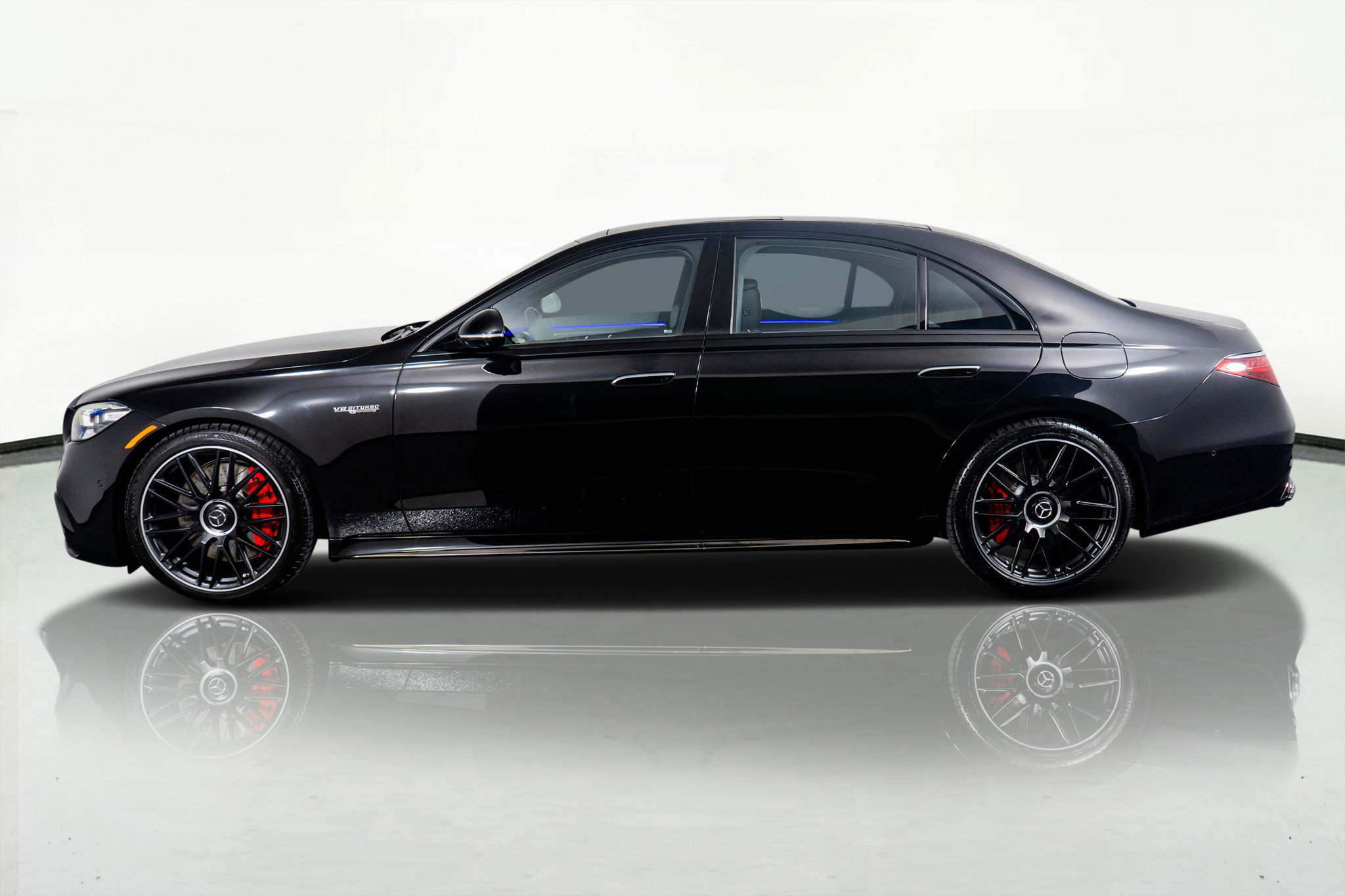Used 2025 Mercedes-Benz S 63 AMG S w/ AMG Night Package image 16