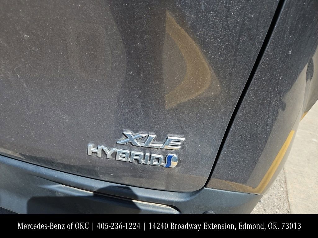 Used 2021 Toyota Sienna XLE FWD image 7