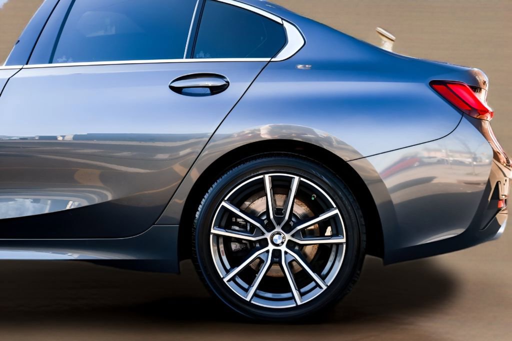 Used 2022 BMW 330i Sedan image 11