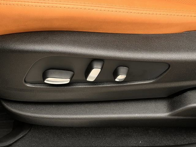 New 2026 Cadillac XT5 Premium Luxury w/ LPO, Floor Liner Package image 22
