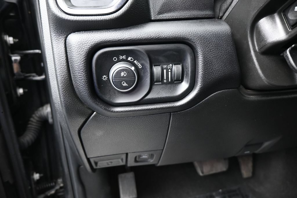 Used 2023 RAM 2500 Limited AWD/4WD image 12