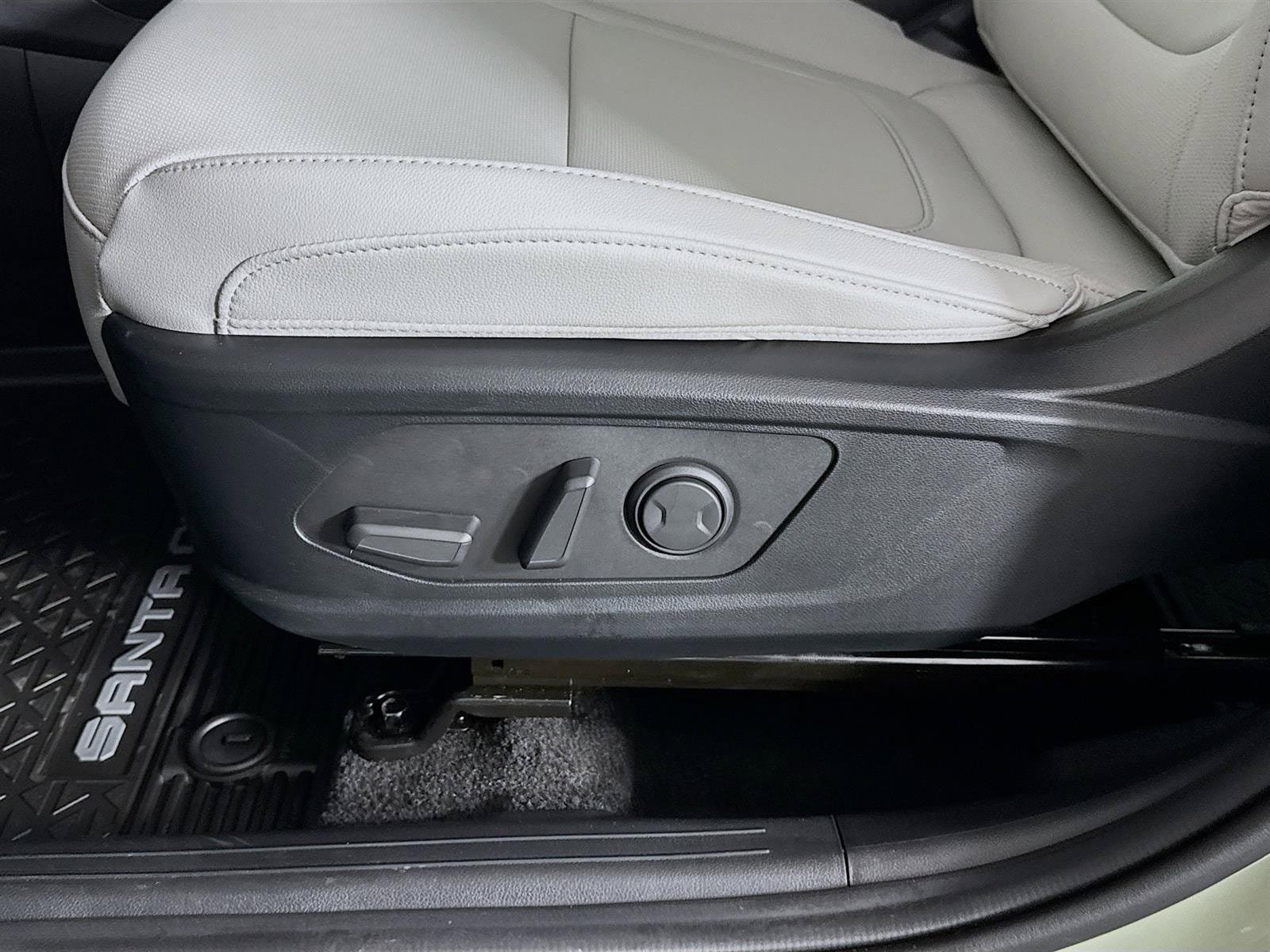 New 2026 Hyundai Santa Cruz SEL FWD image 19