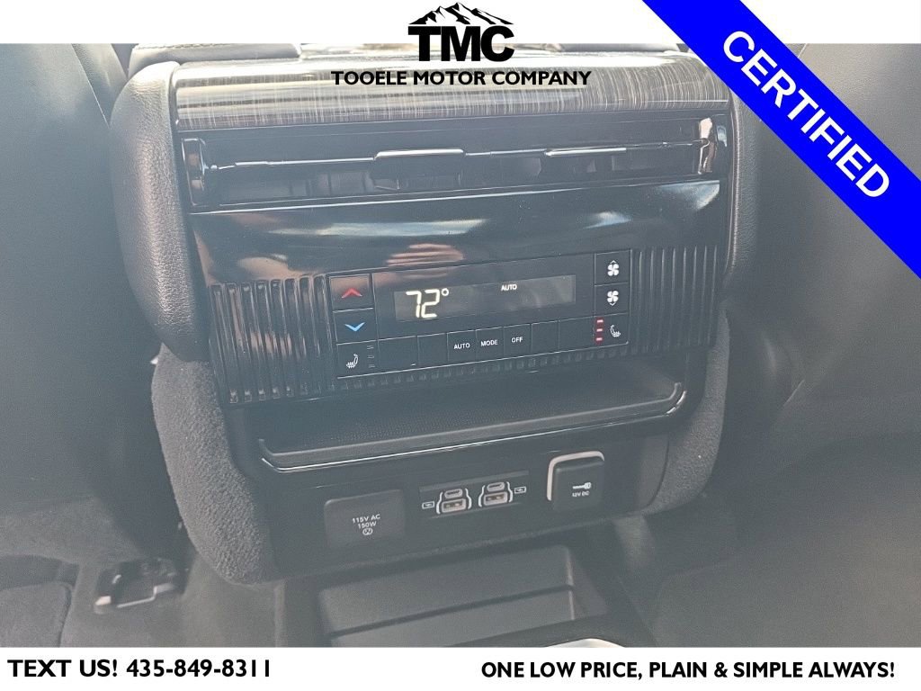 Used 2022 Jeep Wagoneer Series III w/ Premium Group I image 18