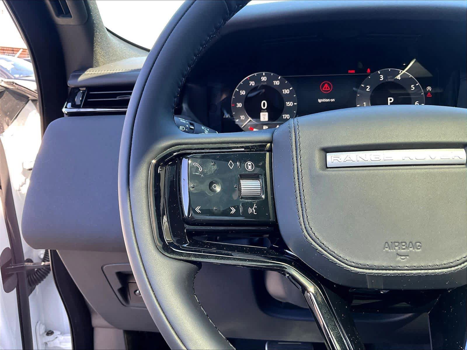 New 2026 Land Rover Range Rover Velar Dynamic SE AWD/4WD image 17