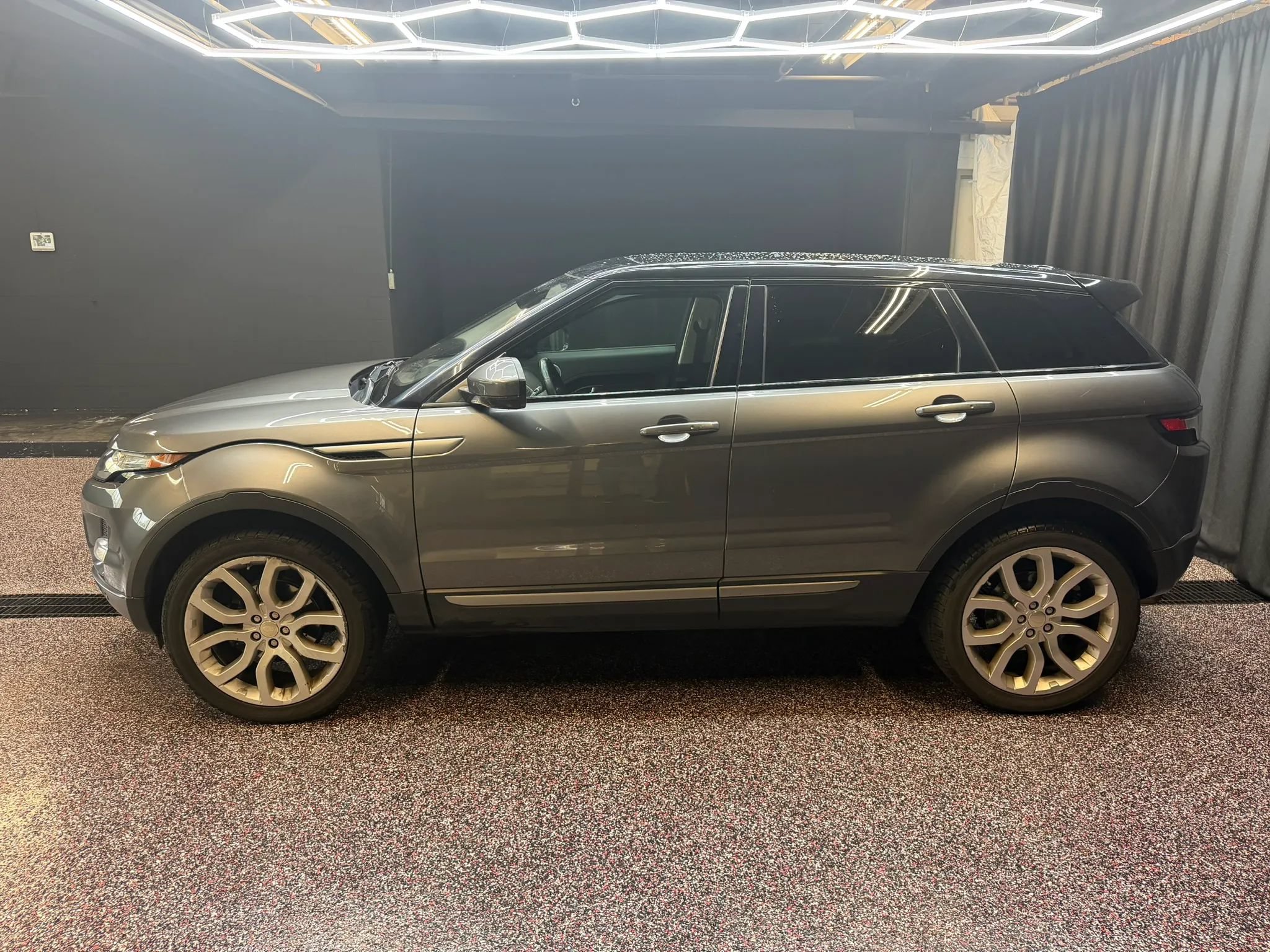 Used 2015 Land Rover Range Rover Evoque Pure Plus AWD/4WD image 4
