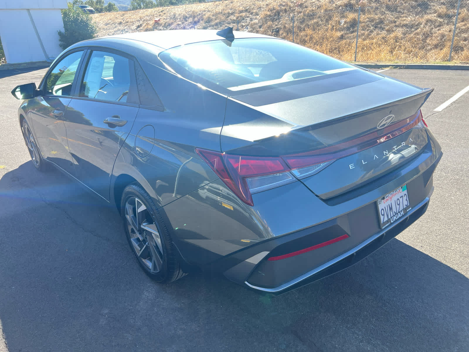 Used 2025 Hyundai Elantra Sport FWD image 8