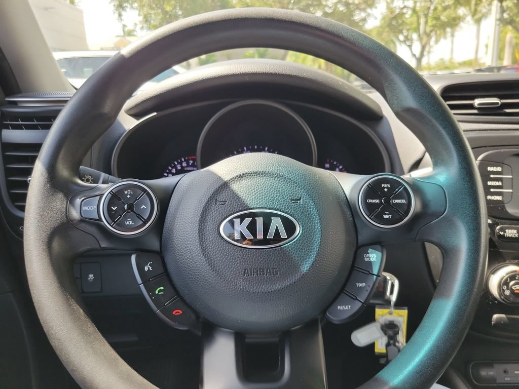 Used 2018 Kia Soul FWD image 20