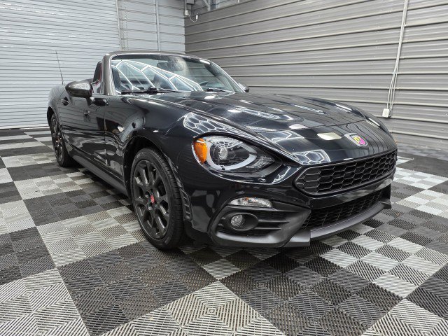 Used 2020 FIAT 124 Spider Abarth w/ Convenience Group RWD image 4
