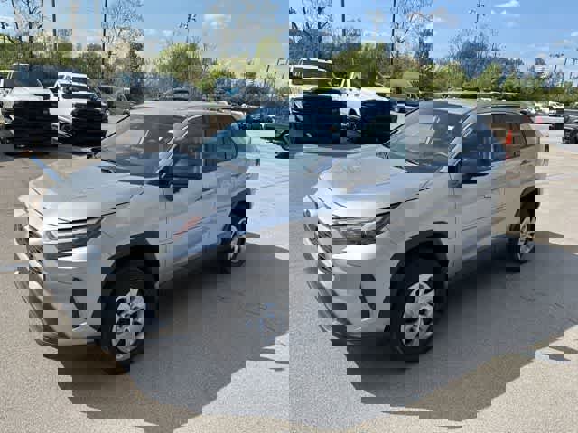 Used 2023 Toyota RAV4 LE image 14