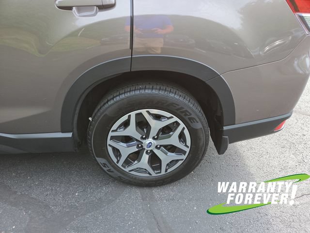 Used 2023 Subaru Forester Premium AWD/4WD image 22