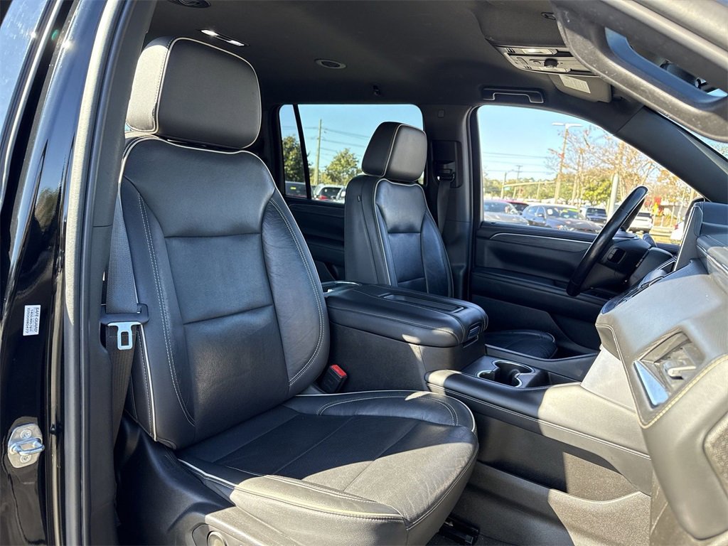 Used 2021 GMC Yukon XL SLT image 24