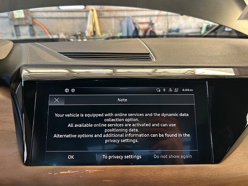 Used 2022 Audi e-tron GT Premium Plus image 39