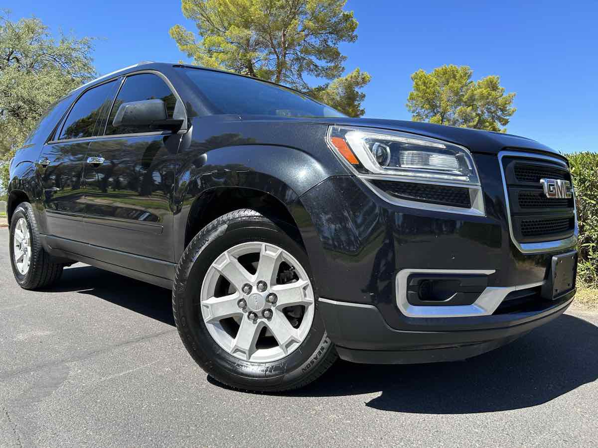 Used 2014 GMC Acadia SLE FWD image 4