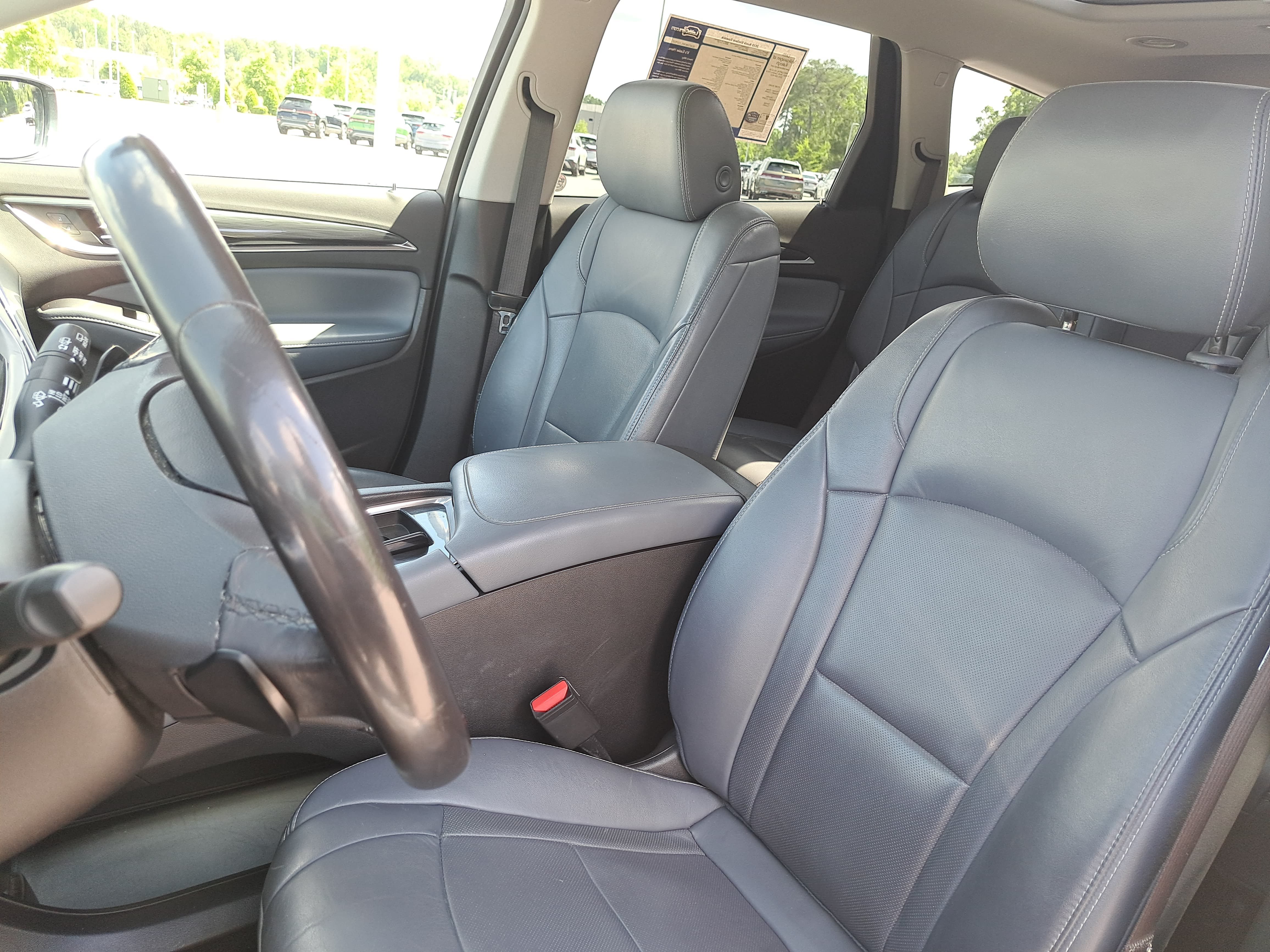 Used 2020 Buick Enclave Essence w/ Sound and Sites Package AWD/4WD image 16