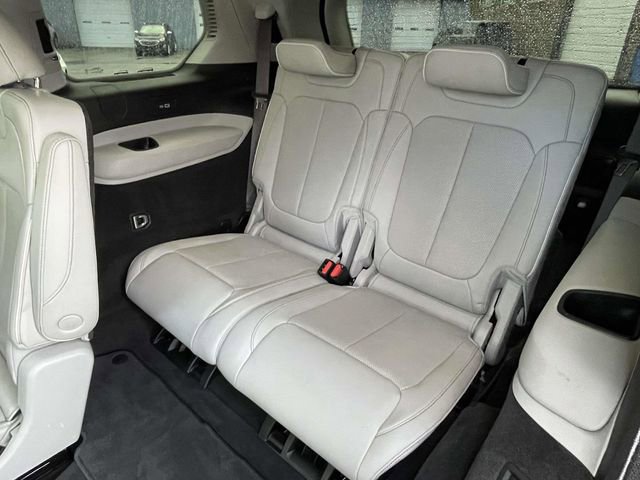 Used 2022 Jeep Grand Cherokee L Overland w/ Luxury Tech Group IV image 12